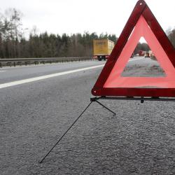 Essential Safety Gear to Have in Your Car During Road Trips