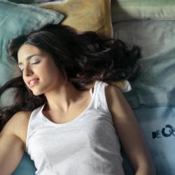 The Benefits of a Sleep Schedule and How to Stick to It
