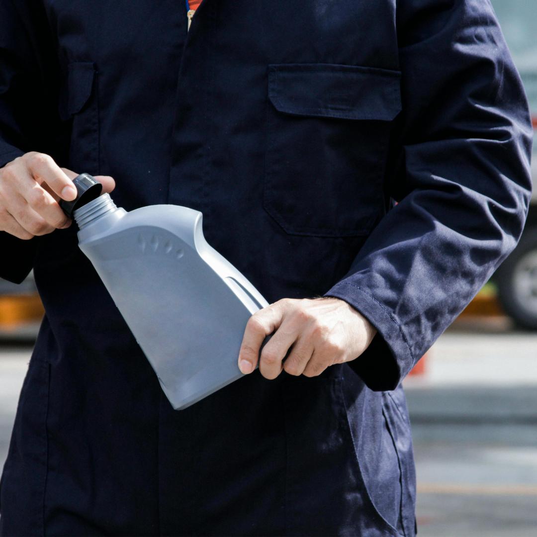 How to Change Your Car&#39;s Oil Like a Pro