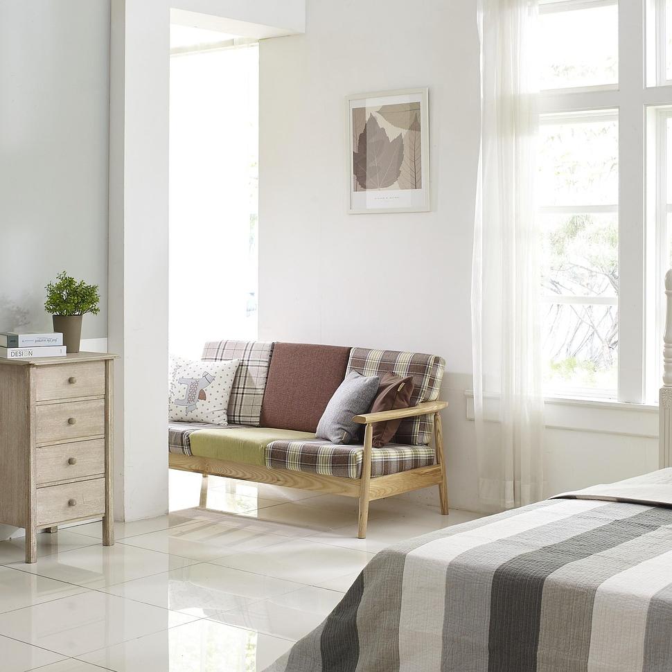 How to Create a Comfortable Living Space for Aging Loved Ones