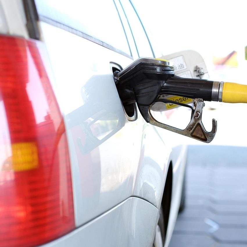 How to Use Cruise Control for Better Fuel Efficiency