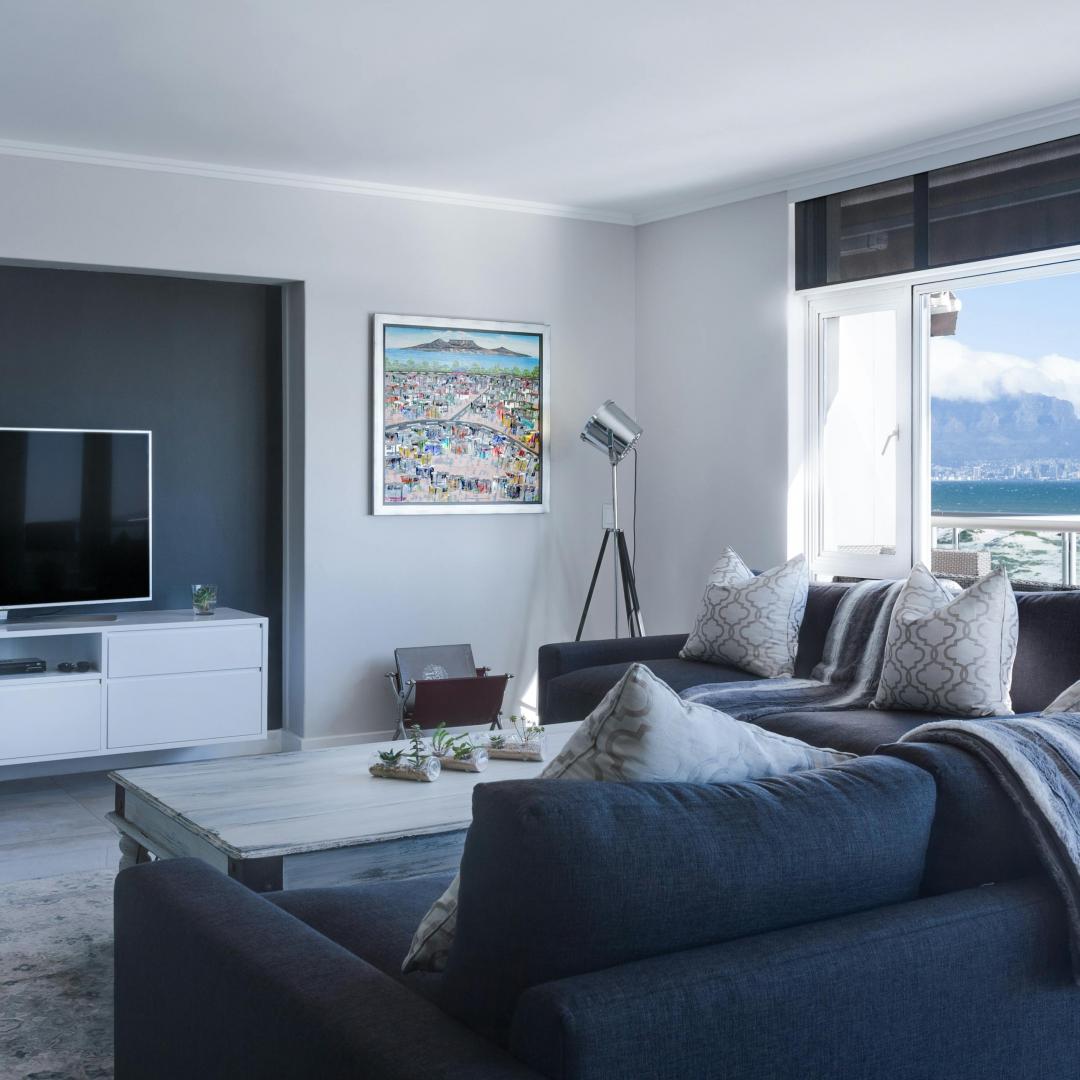 How to Create a Cozy Living Room on a Budget