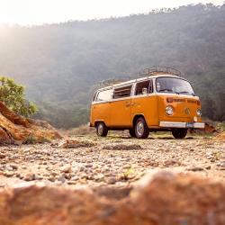 What to Do When Your Car Breaks Down on a Road Trip
