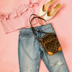 Essential Accessories to Complete Your Seasonal Outfits