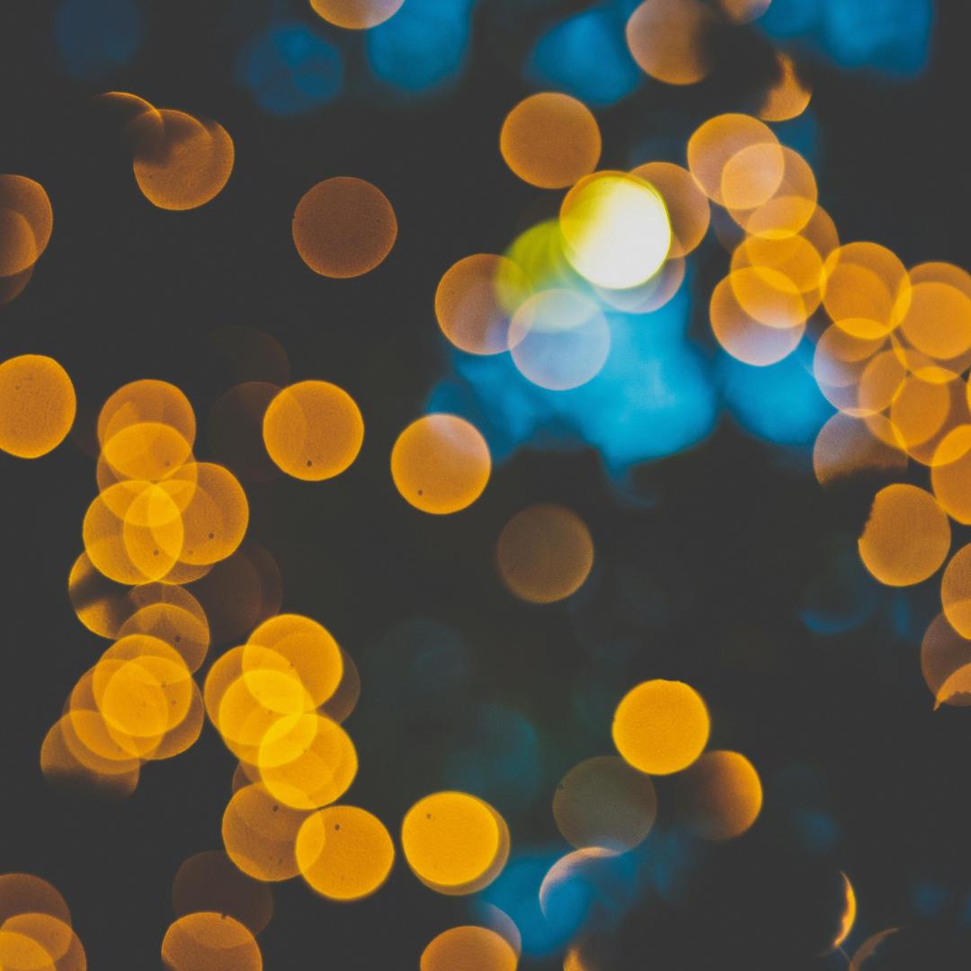 How to Use Lighting to Enhance Your Home Decor