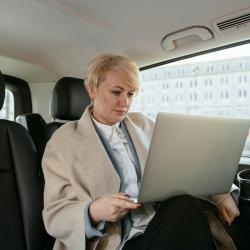 How to Make Your Car a Mobile Office for Productive Road Trips