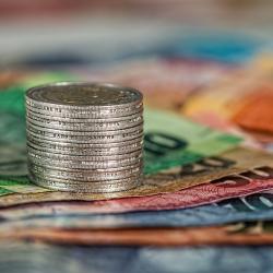 Money-Saving Challenges to Try This Year