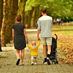 How to Maintain a Strong Relationship During Parenthood