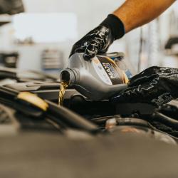 How to Choose the Right Motor Oil for Better Fuel Economy