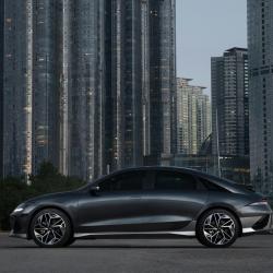 Top 5 Fuel-Efficient Cars for 2024