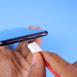 Car Chargers and Power Banks: Must-Have Tech for Road Trips