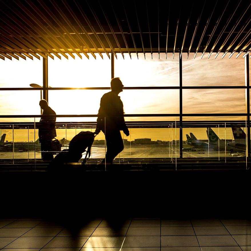 How to Earn Miles and Points for Free Flights
