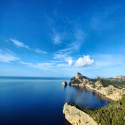 How to Explore UNESCO Heritage Sites Off-Peak