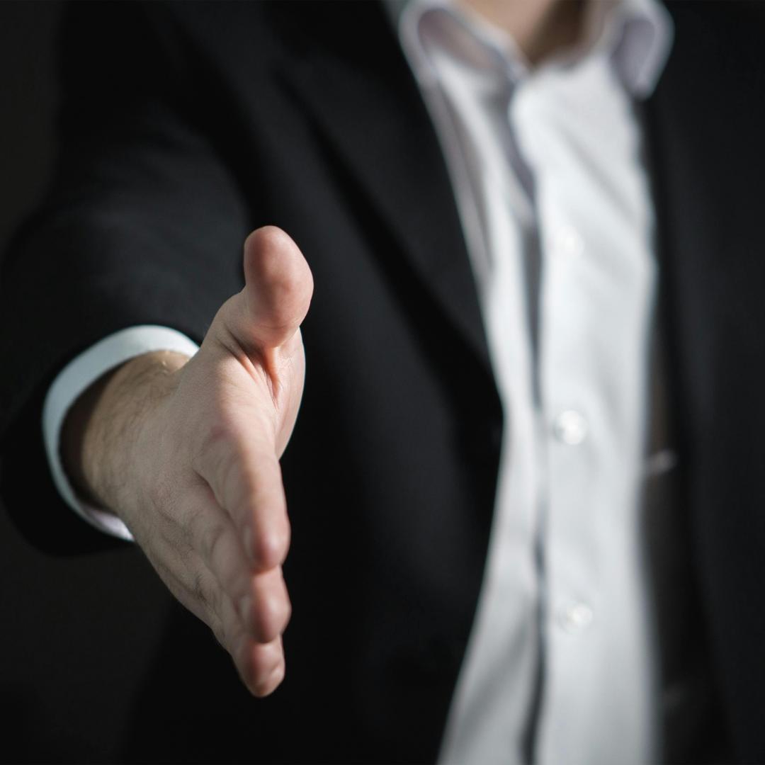 The Art of the Follow-Up: How to Impress After the Interview