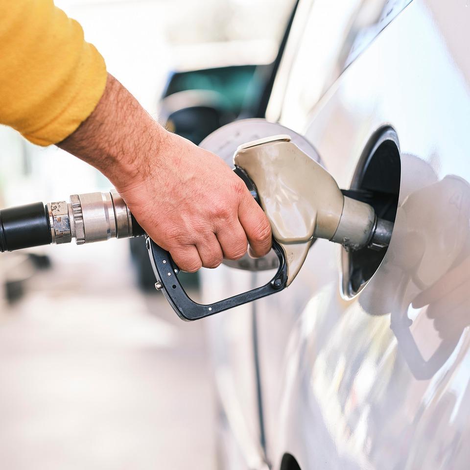 Tips for Saving Money on Gas