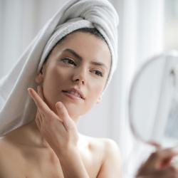 How to Create a Skincare Routine for Oily Skin Without Overdrying