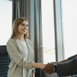 10 Things to Avoid in a Cover Letter: Crafting Your Best First Impression