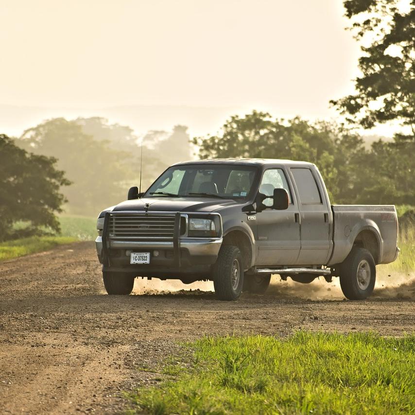 How to Choose a Vehicle for Towing: What You Need to Consider